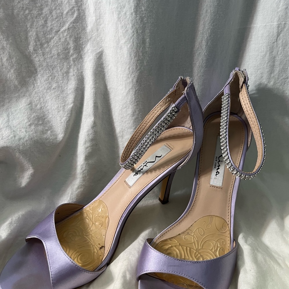 Nina Lavender Heels with Sparkling Strap women’s 8.5